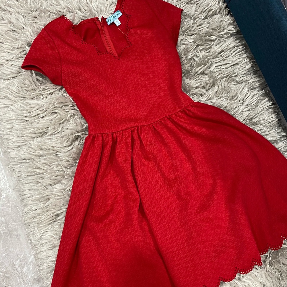 red scallop trim dress
